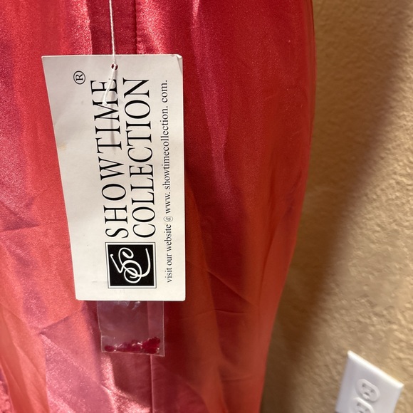 Showtime Collection Backless Red Dress - Picture 4 of 7